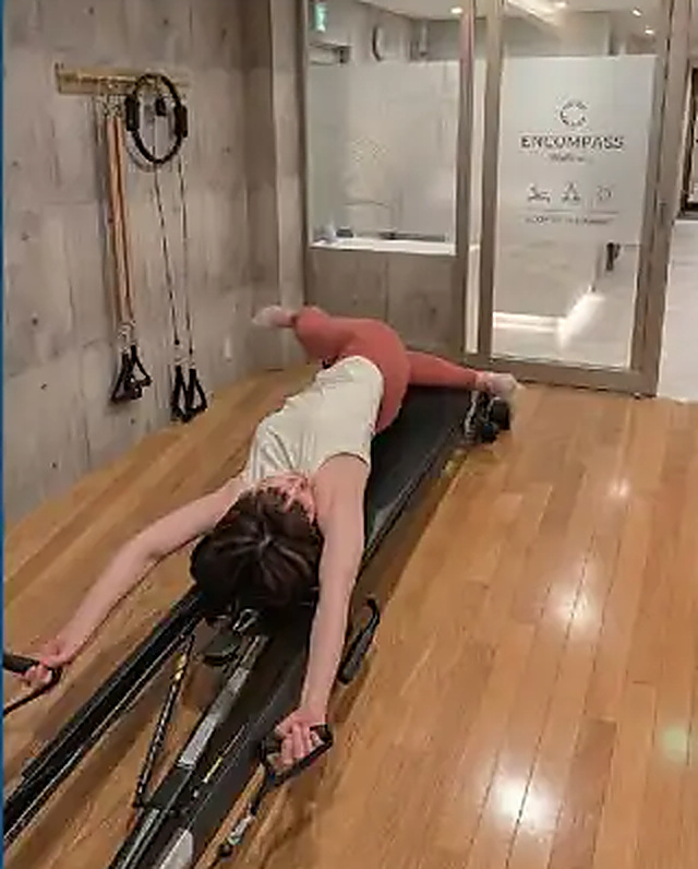 傾斜を使った全身のストレッチ